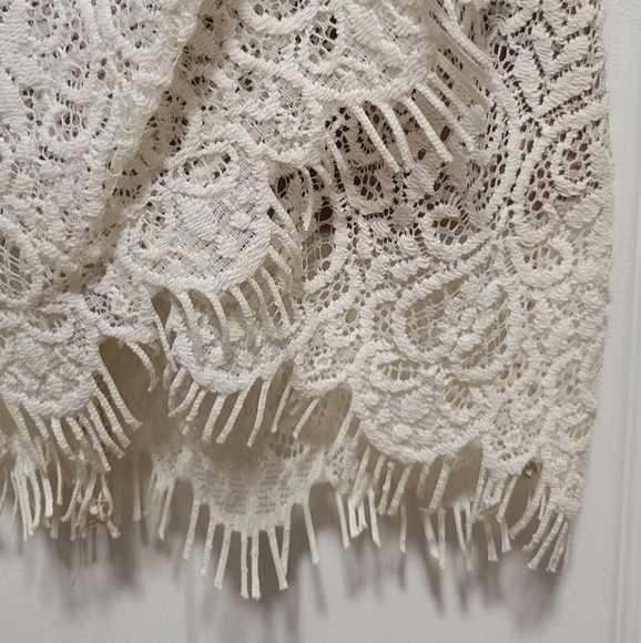 White lace short dress mini cap sleeve cross front wedding rehearsal, bacheloret - Picture 4 of 5